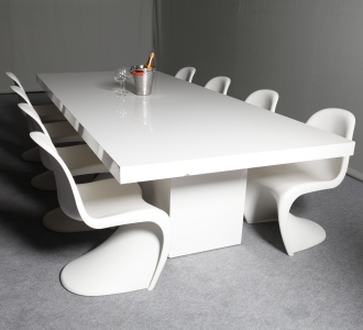 white-table-xxl.jpg